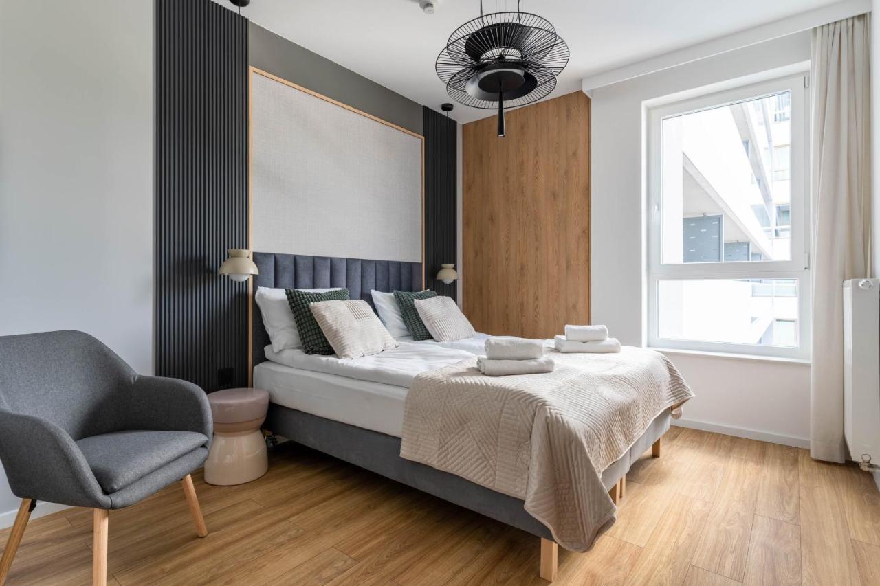 Symphony Modern Tower Apartamenty 格丁尼亚 外观 照片