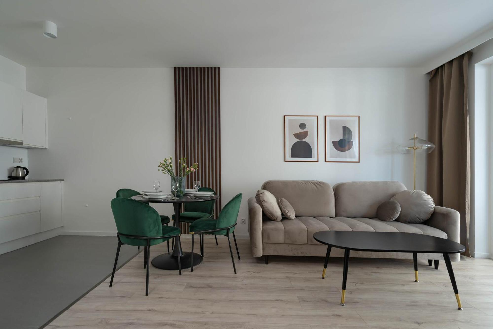 Symphony Modern Tower Apartamenty 格丁尼亚 外观 照片